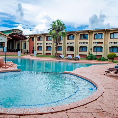 M'Kango Golfview Hotel Lusaka Extérieur photo