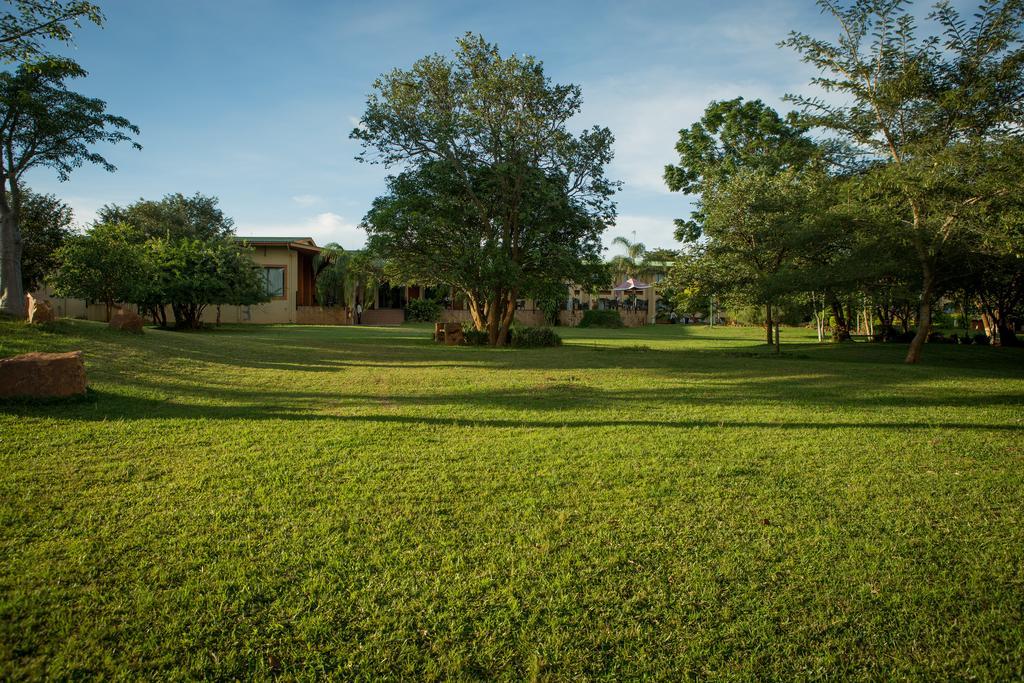 M'Kango Golfview Hotel Lusaka Extérieur photo