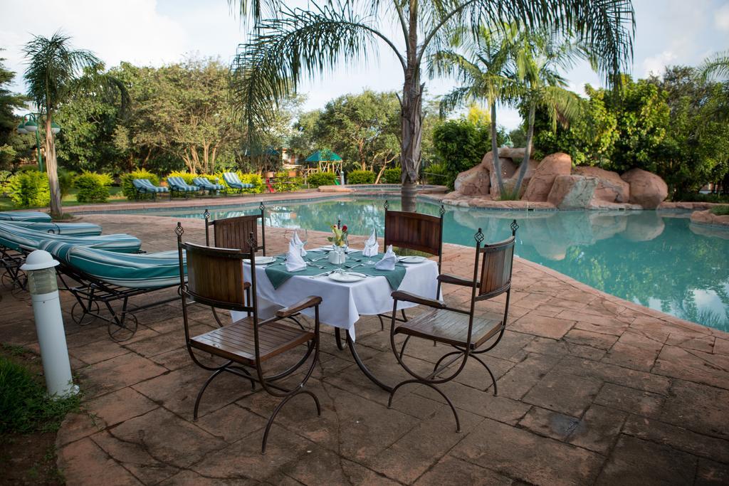 M'Kango Golfview Hotel Lusaka Extérieur photo