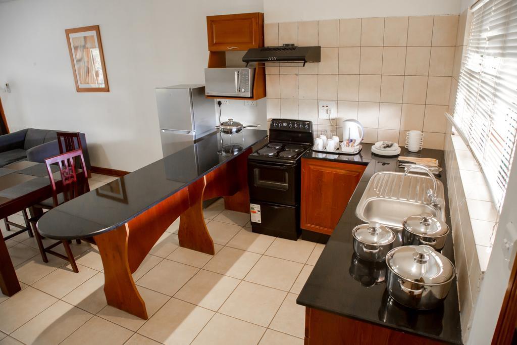 M'Kango Golfview Hotel Lusaka Extérieur photo