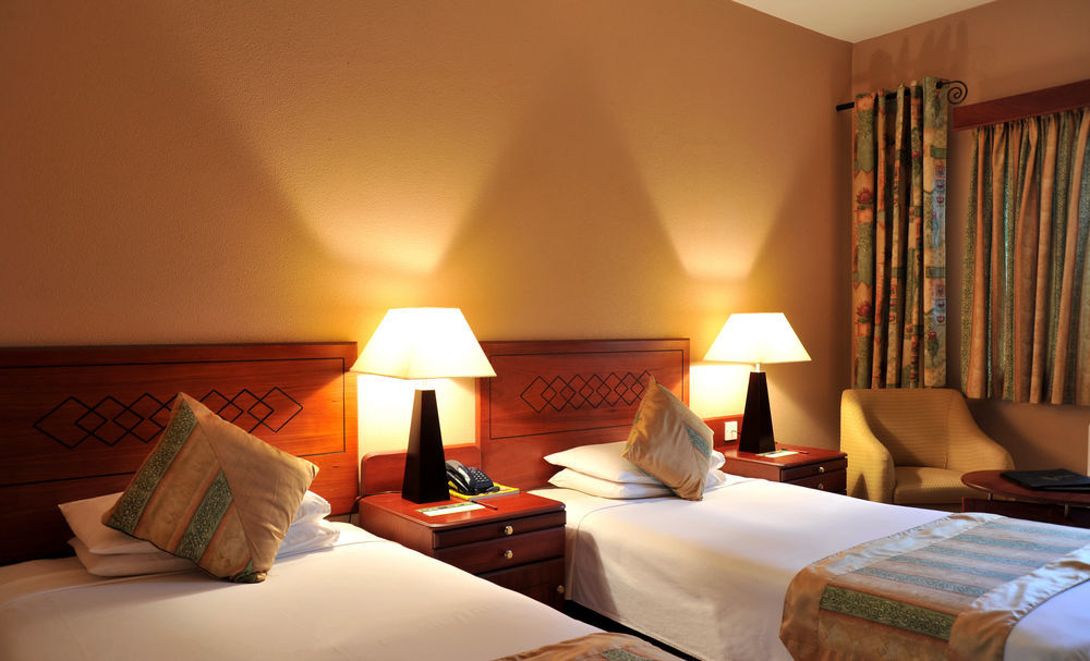 M'Kango Golfview Hotel Lusaka Extérieur photo
