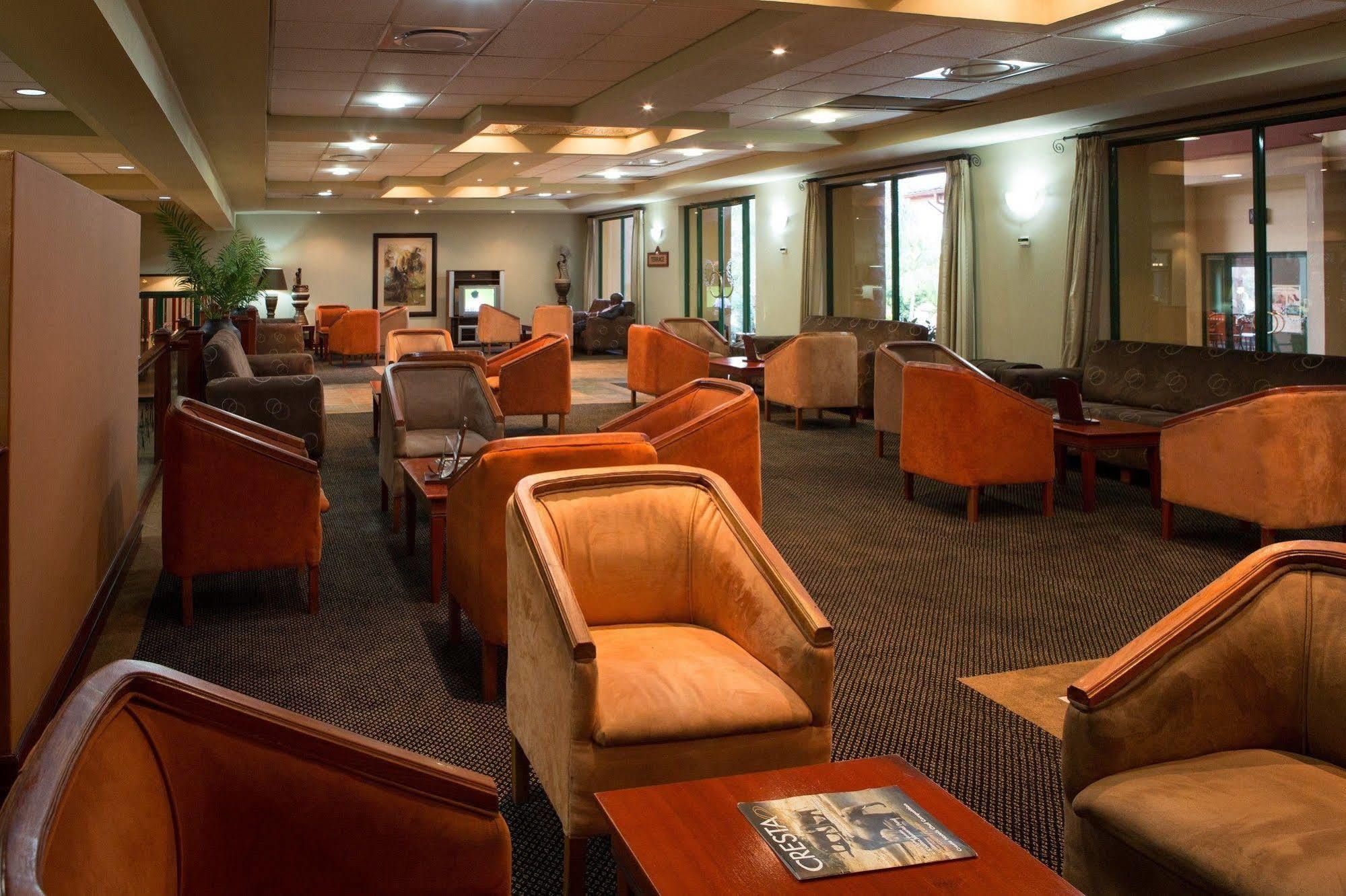 M'Kango Golfview Hotel Lusaka Extérieur photo
