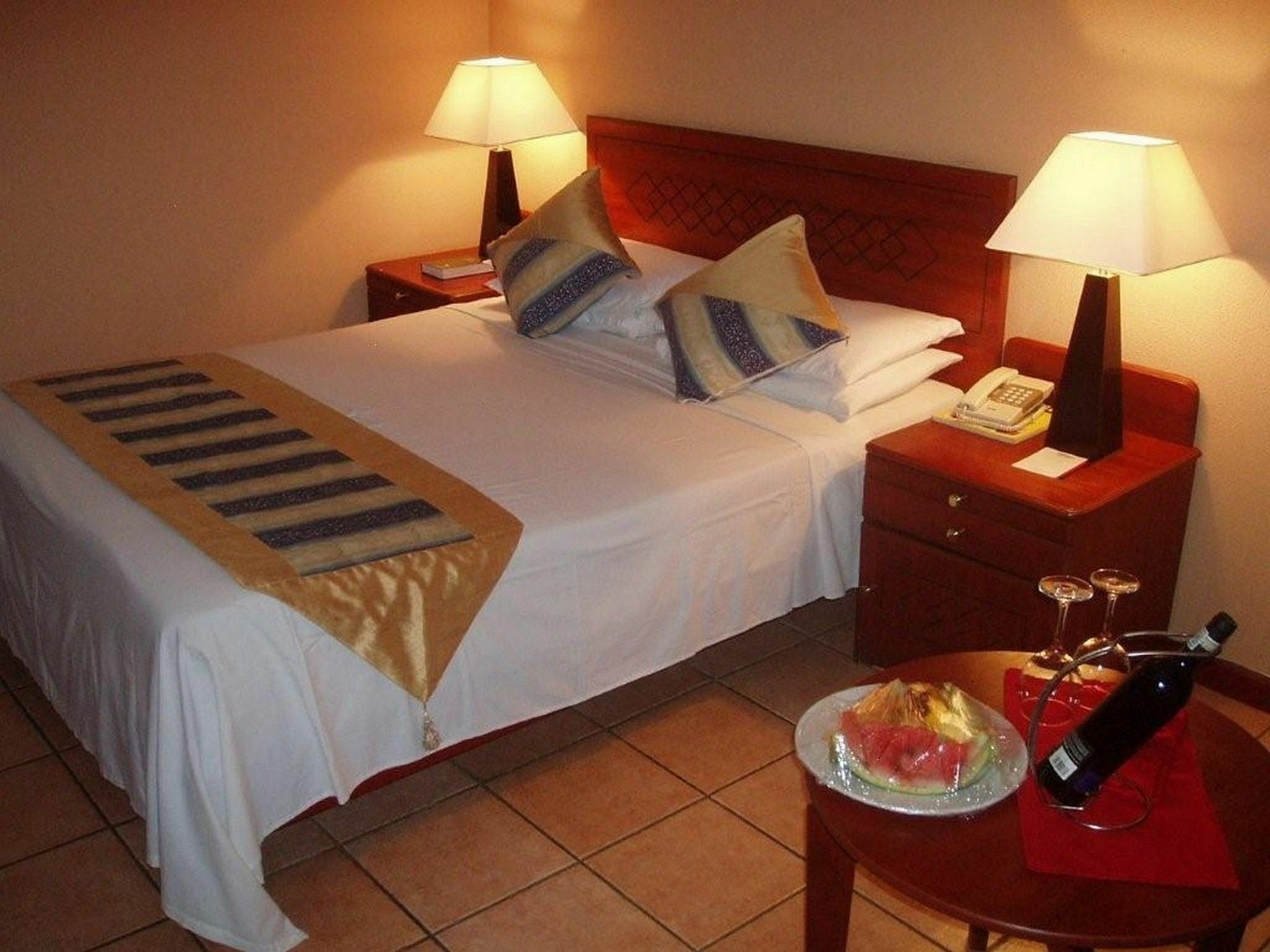 M'Kango Golfview Hotel Lusaka Extérieur photo